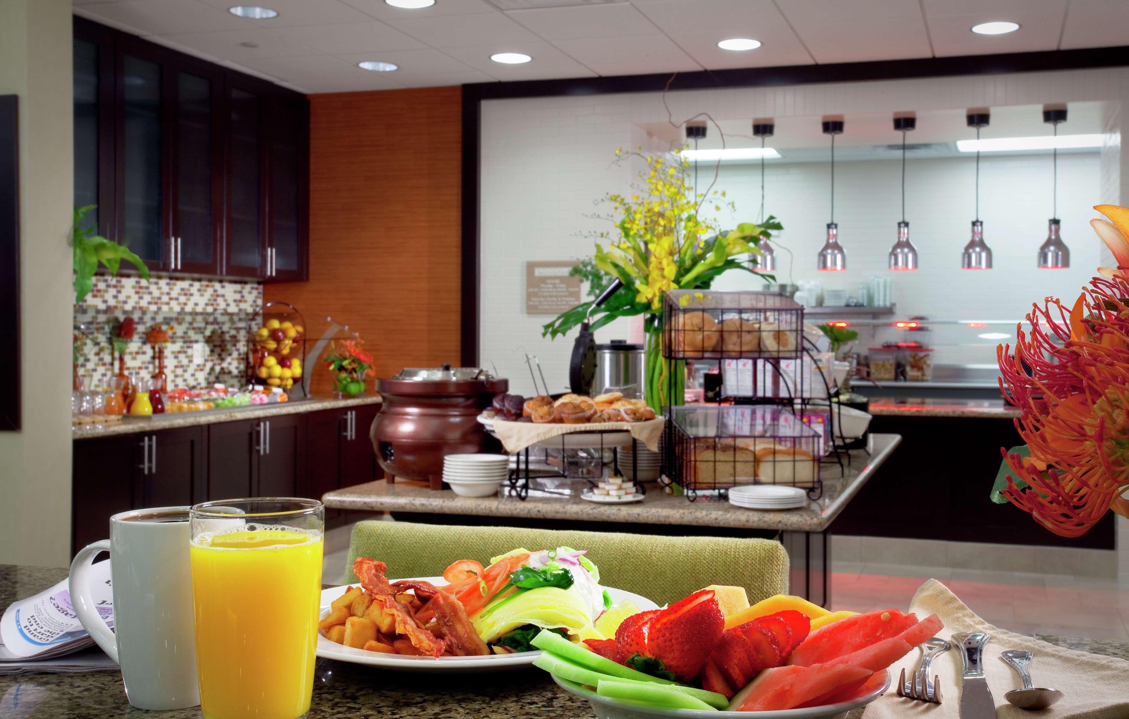 Hilton Garden Inn Seattle/Bothell Restaurante foto